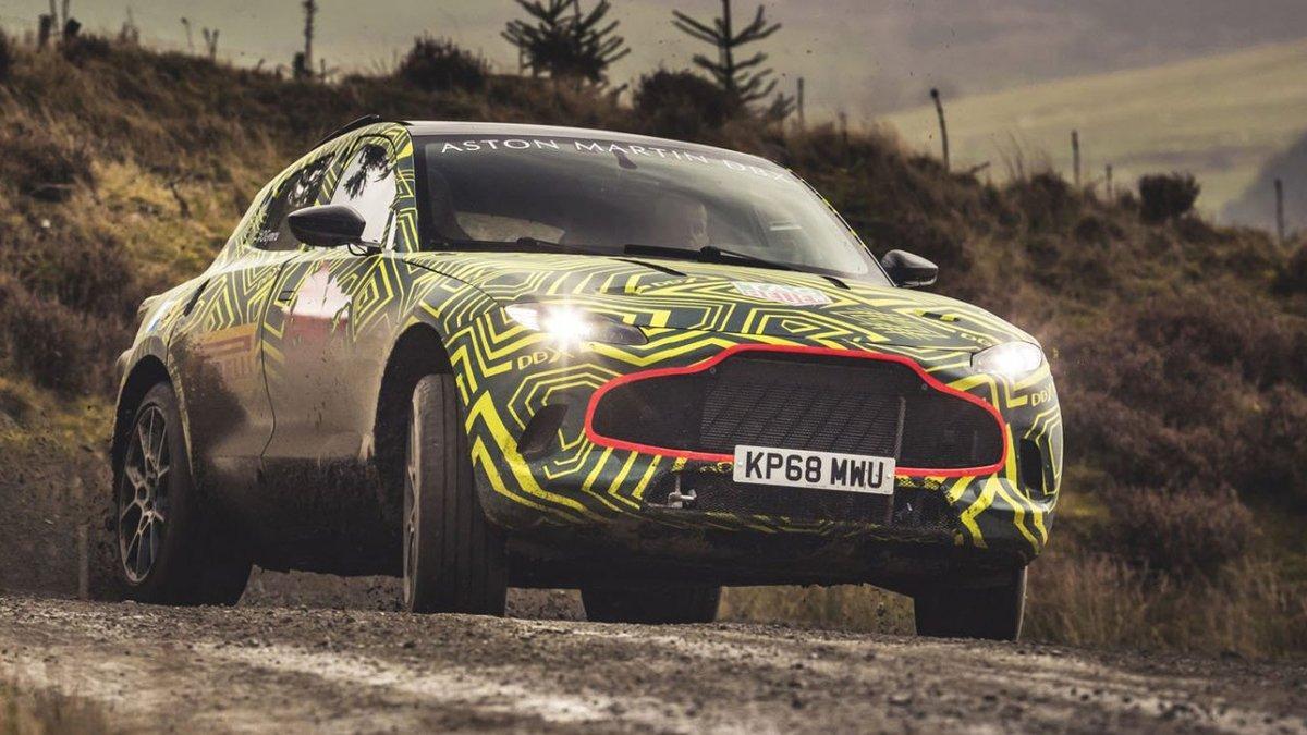 Aston Martin DBX en fase de pruebas.