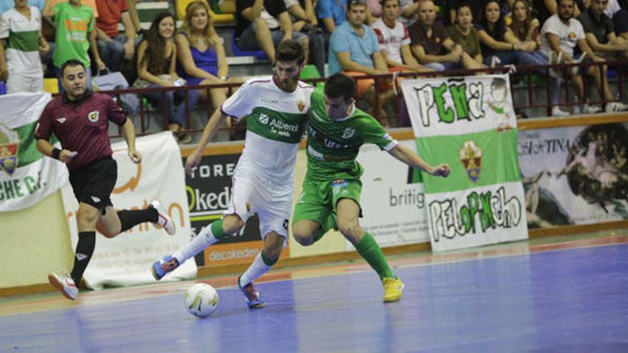 El UMA Antequera cayó 4-0 en Elche en su debut de la semana pasada y toca resarcirse.