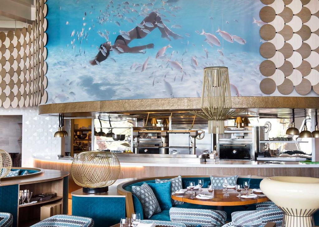 Comedor principal de 'Fish', el nuevo restaurante del chef José Andrés, ubicado en Las Bahamas
