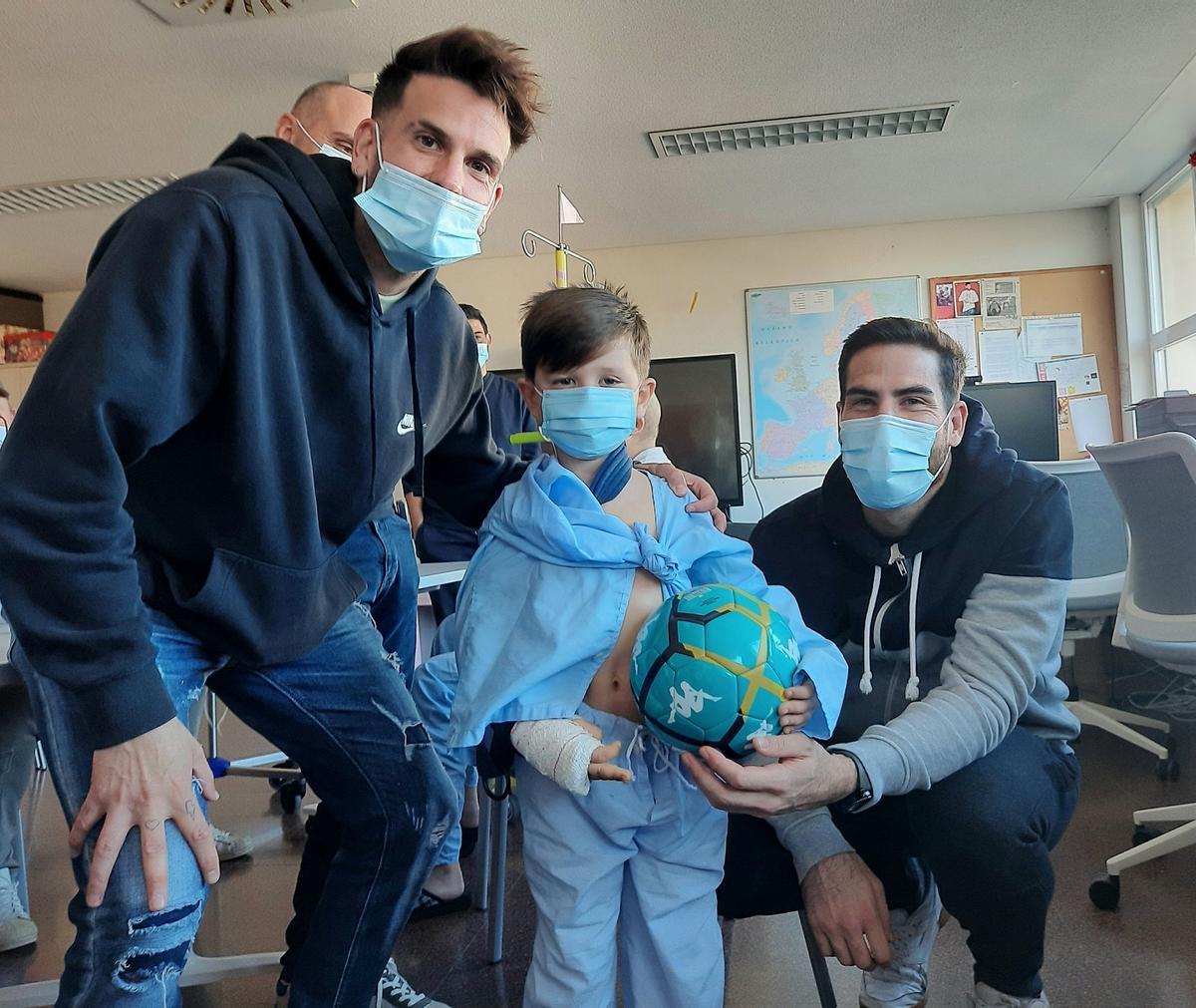 Los jugadores con un niño ingresado