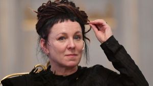 La premio Nobel Olga Tokarczuk, autora de Tierra de empuesas.
