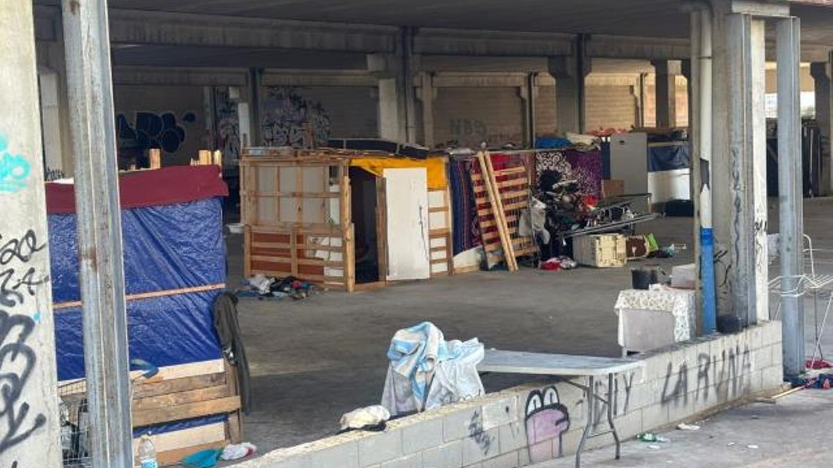 Imagen de la nave desalojada este miércoles por la mañana en Vilanova i la Geltrú