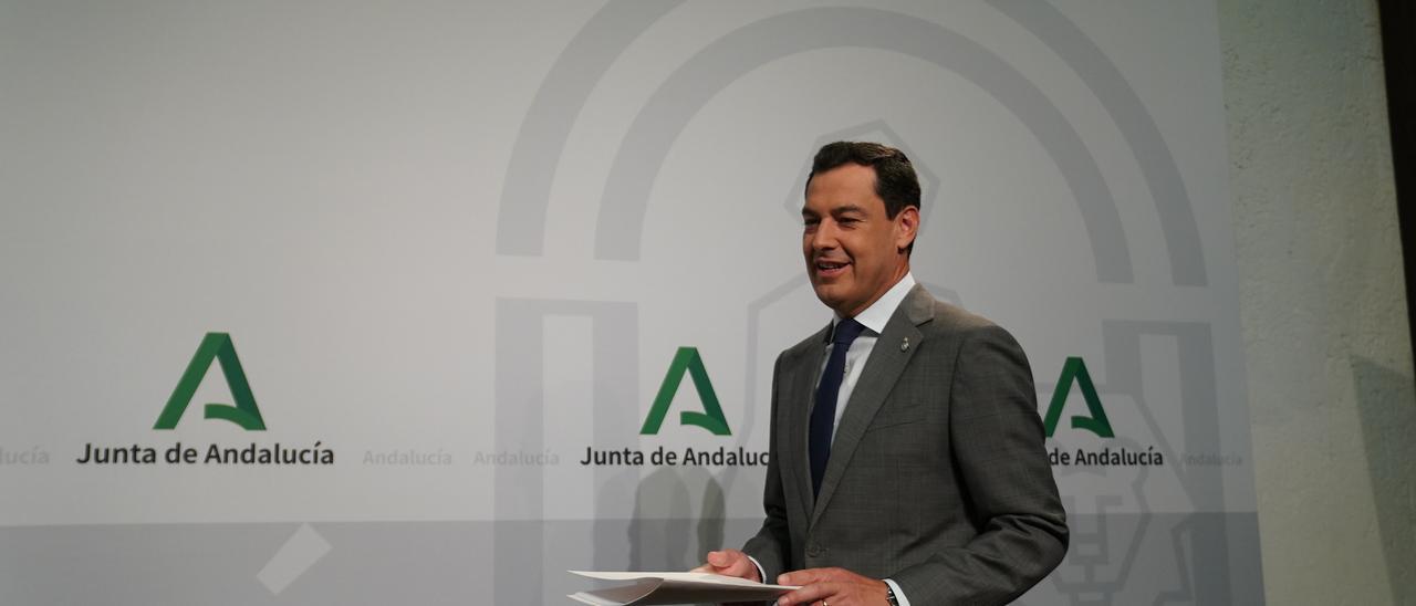 Juanma Moreno comparece para anunciar su nuevo Gobierno.