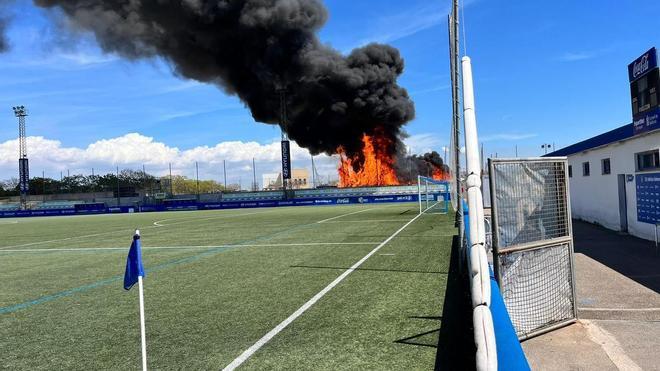 Brand im Ikea-Gewerbegebiet von Palma de Mallorca