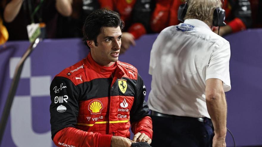 Carlos Sainz se reivindica ante Ferrari y toda la parrilla