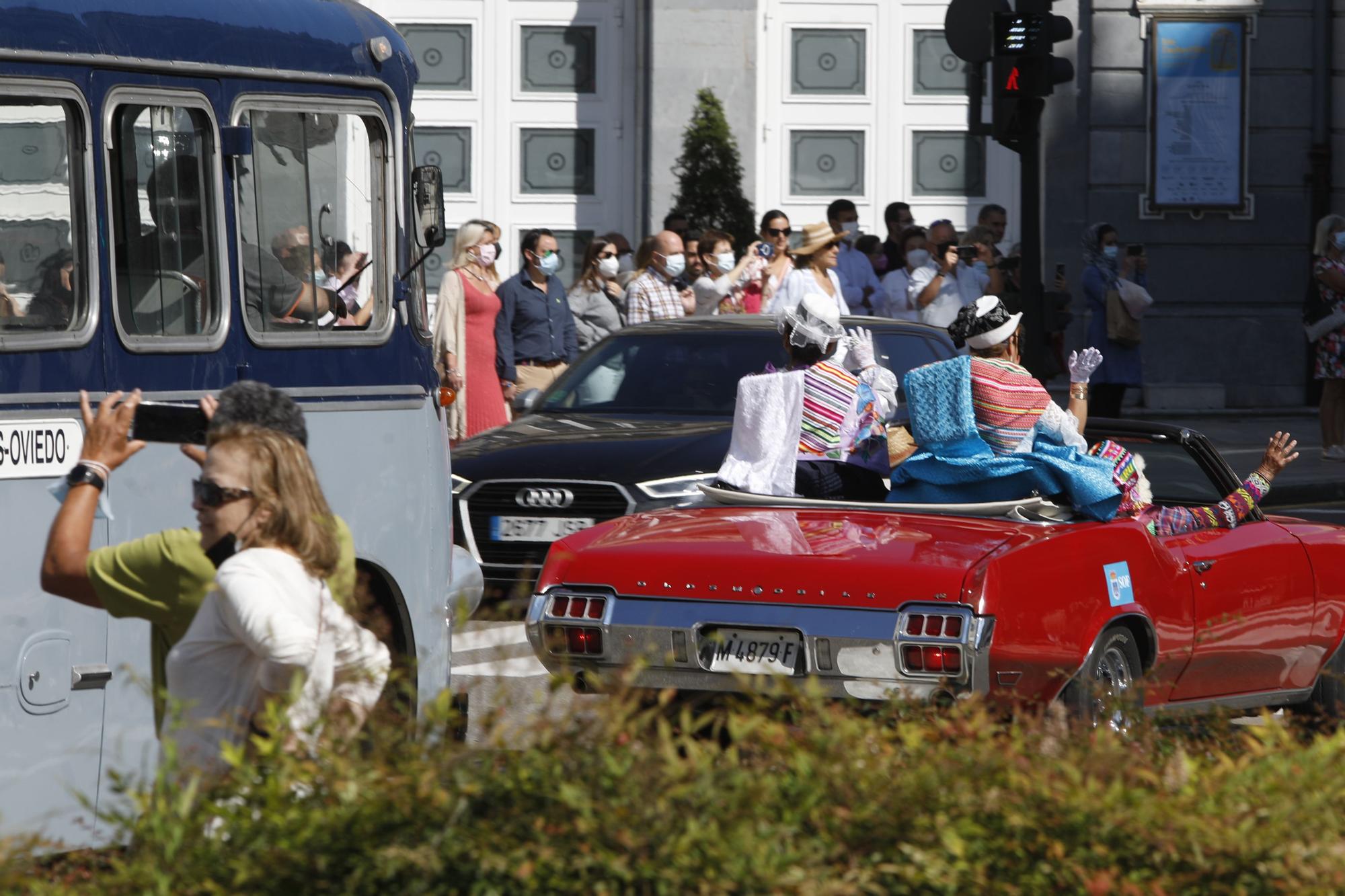 El mini desfile del Día de América en Asturias de San Mateo 2021