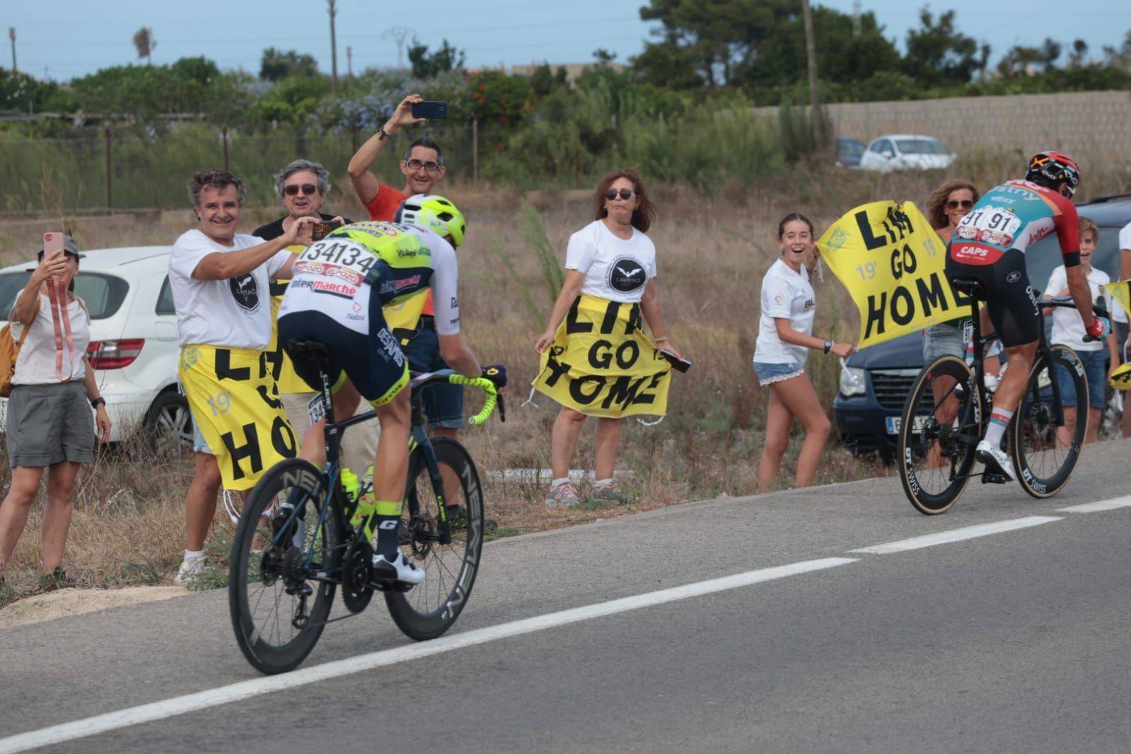 El 'Lim Go Home', presente en la Vuelta a España