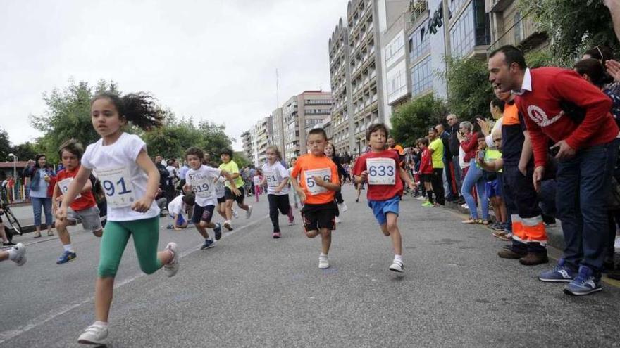 La carrera está abierta a todas las edades y también incluye la modalidad de &quot;andaina&quot;. // Noé Parga