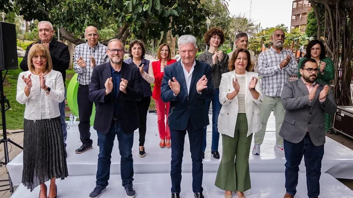 Plancha de NC al Ayuntamiento capitalino en 2023. Detrás de Quevedo a la derecha está Mary Luz Rodríguez.