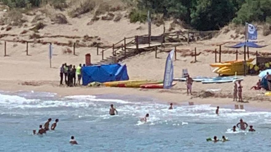 Mor una dona de 70 anys en una platja no vigilada de l&#039;Escala