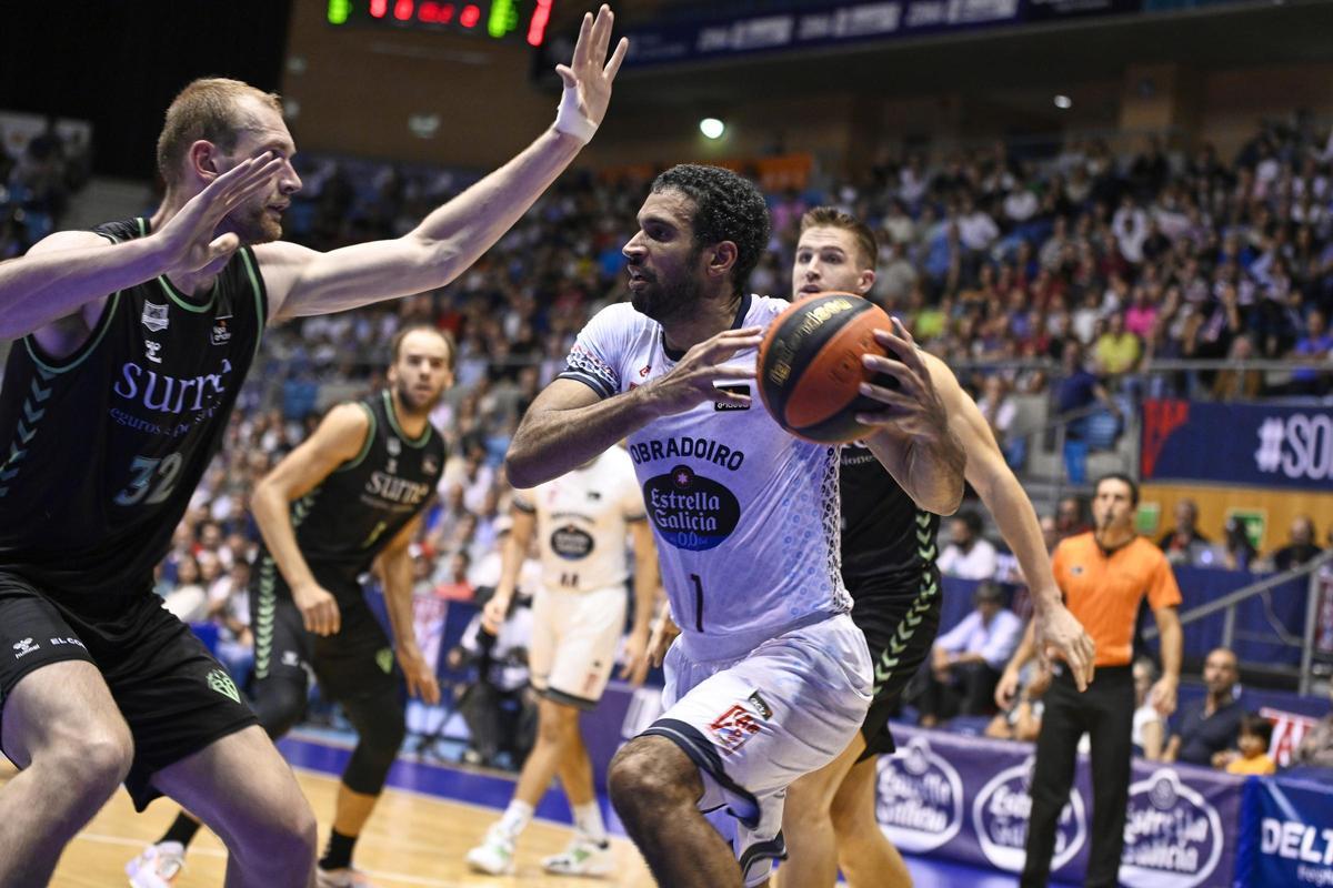 El Obra perdió por la mínima en Santiagoante el Bilbao por 77-78