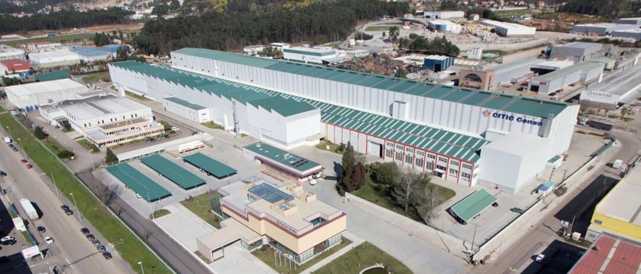 Vista aérea de la factoría de Citic Censa en Porriño.