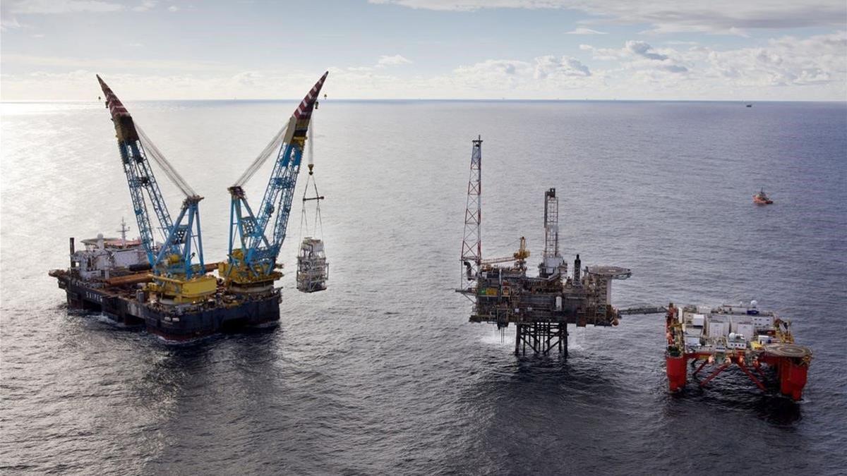 Plataforma petrolífera en el mar del norte.