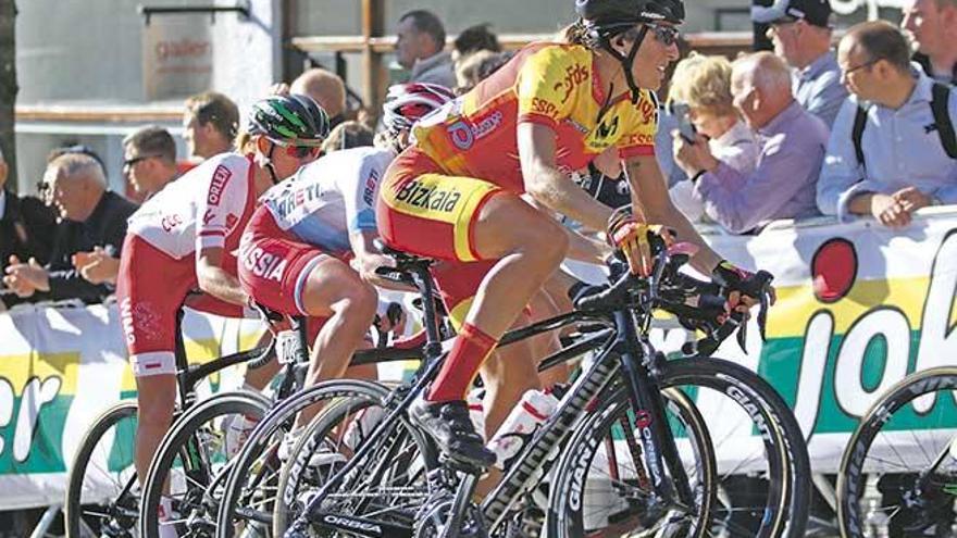 La ciclista mallorquina, Mavi García, en una prueba reciente.