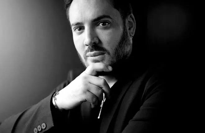 Benjamin Lacombe, ilustrador: "El libro es un todo que va más allá de un conjunto de palabras"