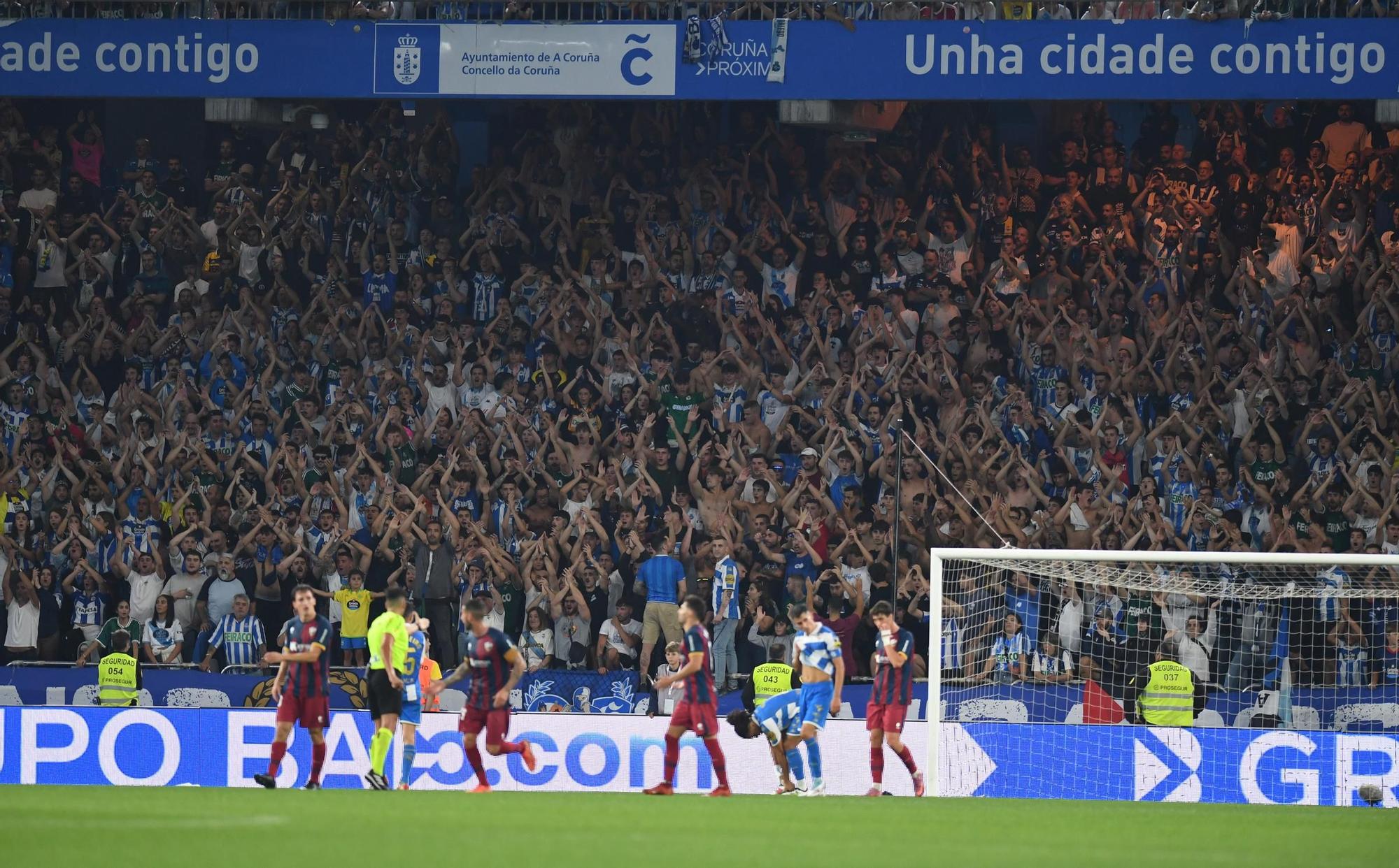 Las mejores imágenes del Deportivo - Huesca