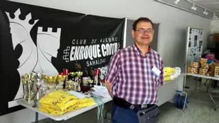 Jaque mate y filatelia: la combinación ganadora del Torneo de Ajedrez de Puente Genil