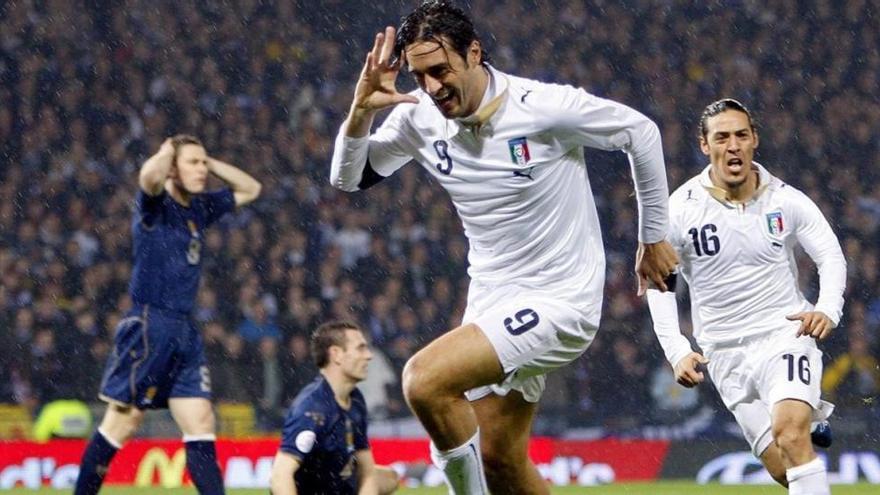 Luca Toni deja el fútbol este domingo