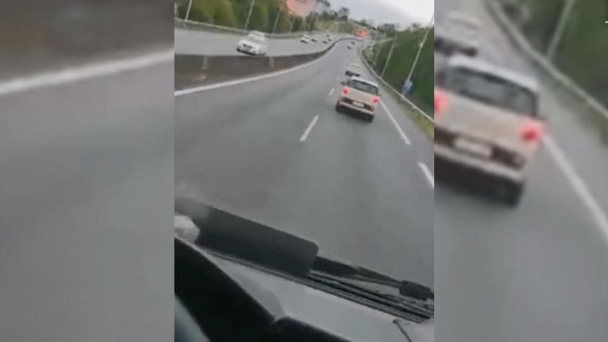 Un camionero se graba con 27 toneladas de fuel y a gran velocidad en la AP9