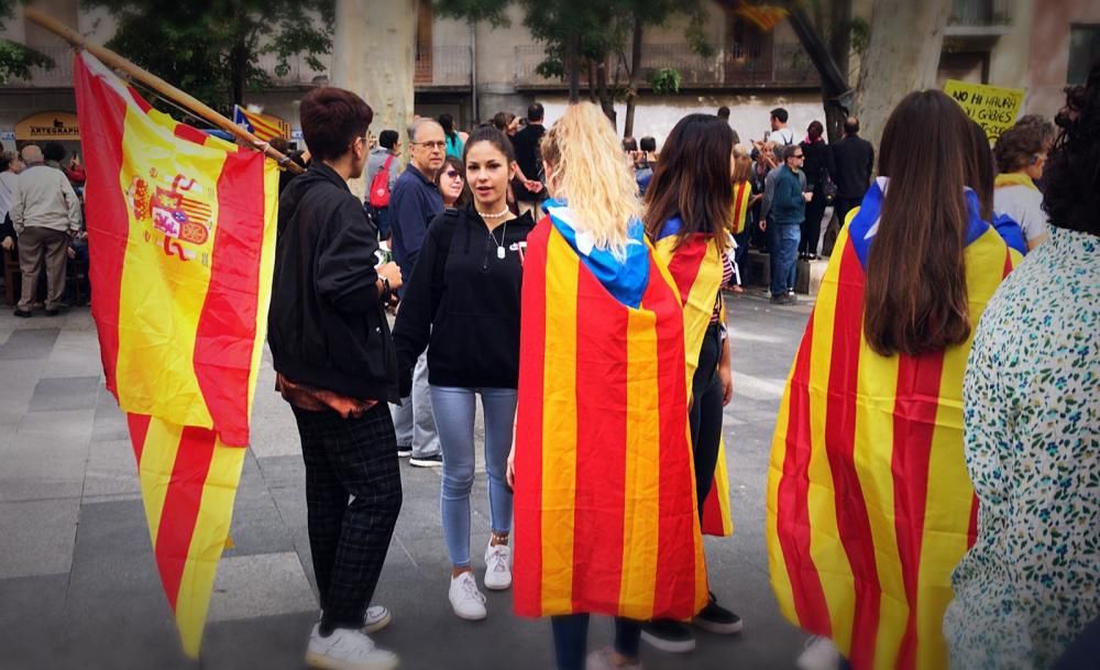 Concentració a la Rambla de Figueres per la vaga