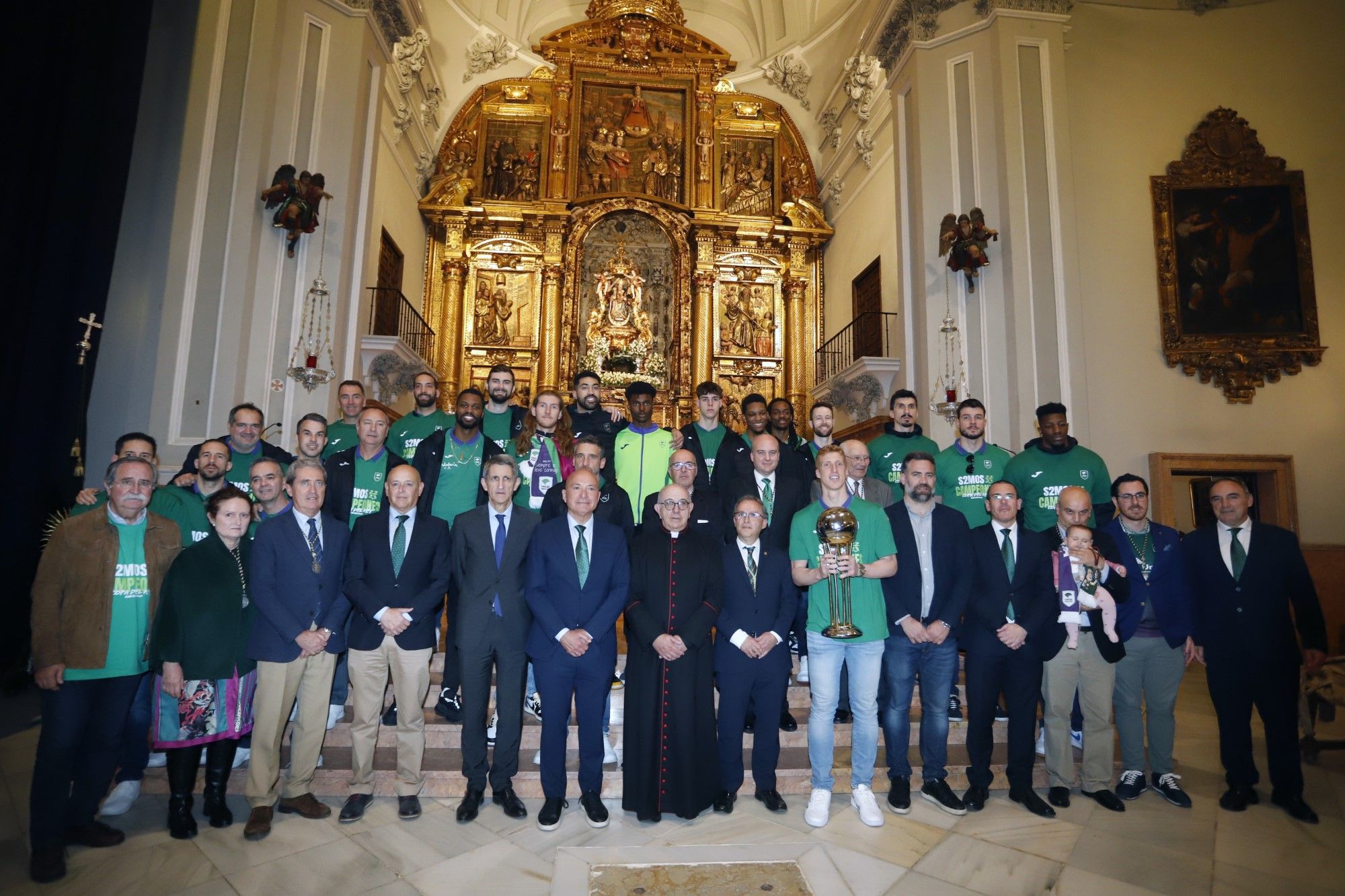 La fiesta del Unicaja, campeón de la Copa del Rey, por las calles de Málaga