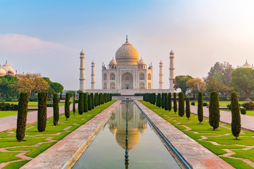 El Taj Mahal está considerado una de las 7 maravillas del mundo moderno.
