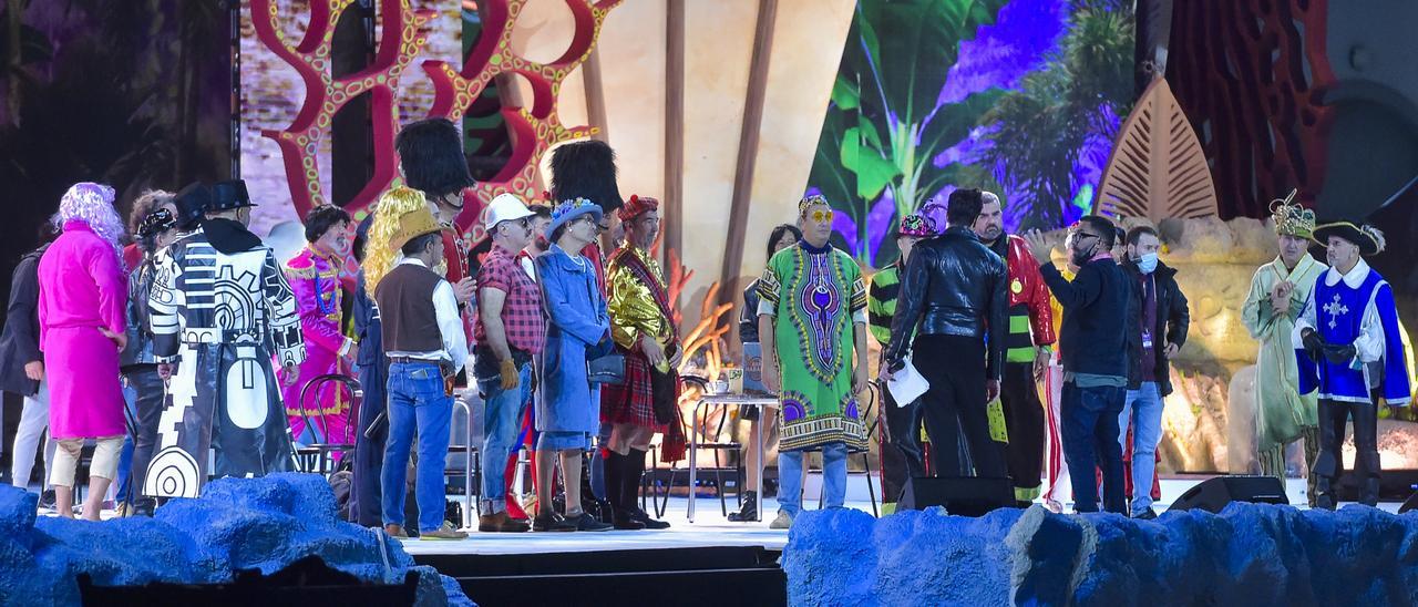 Ensayo del pregón del Carnaval de La Tierra.