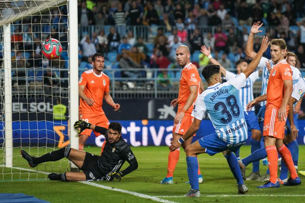 Málaga vs Oviedo en imágenes