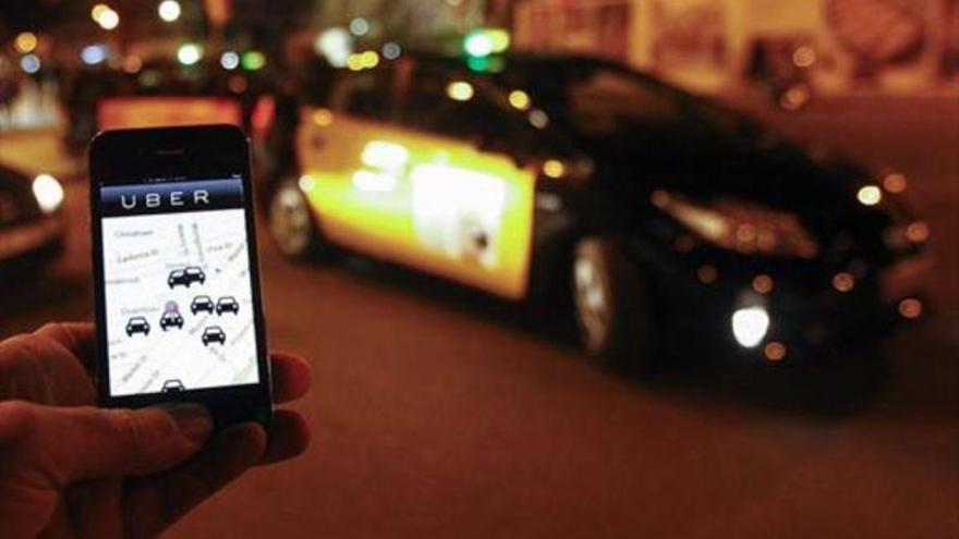 El Gobierno aprueba los nuevos requisitos para las empresas como Uber y Cabify