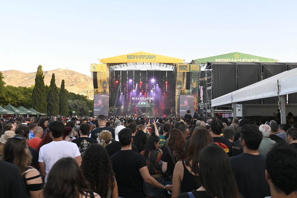 Ambiente de la segunda jornada del Rock Imperium Festival en Cartagena