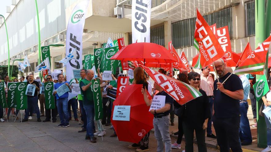 Los funcionarios de Justicia inician tres jornadas de parón a las puertas de la huelga indefinida