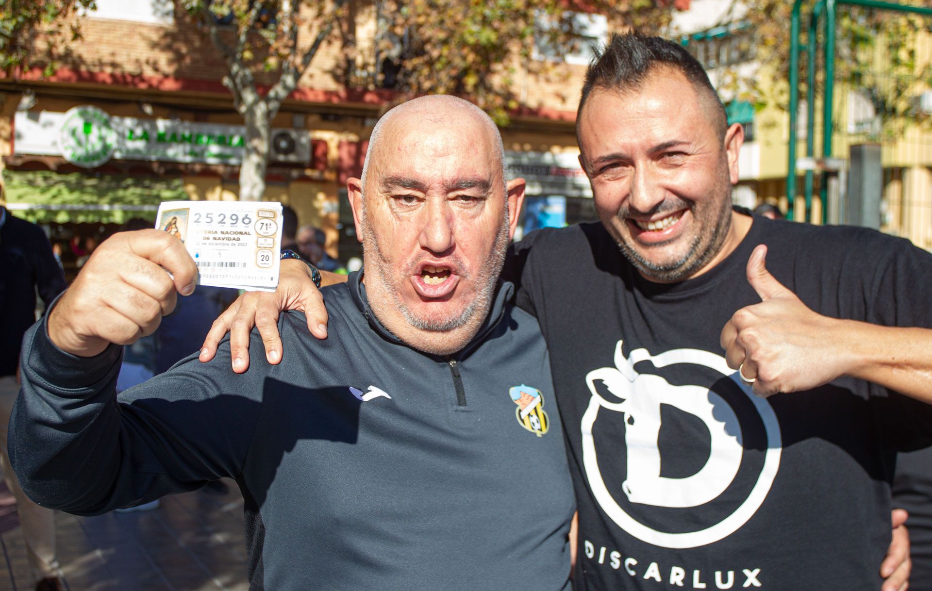 El Betis Florida de Alicante reparte 14 millones de euros del cuarto premio de la Lotería