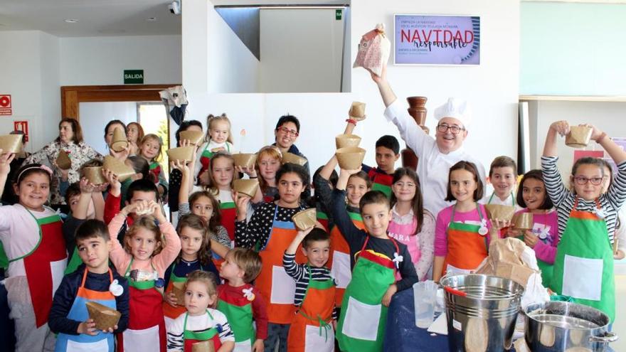 El Auditorio de Teulada conciencia para reducir los residuos en Navidad