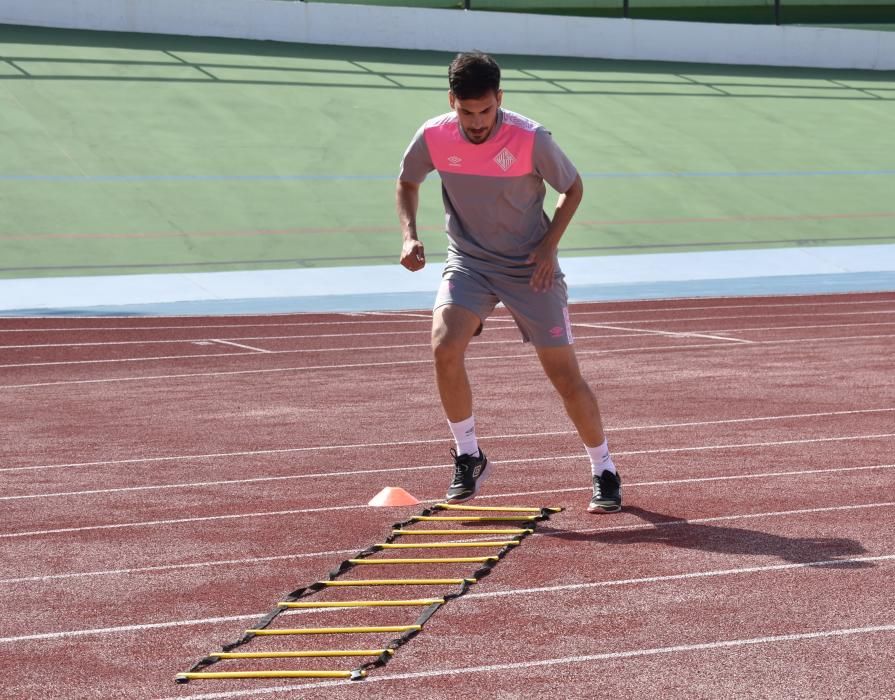 El Palma Futsal suda sobre el tartán de Son Moix