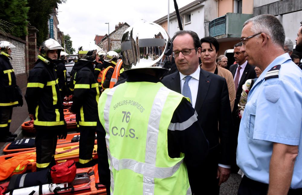 Un cura degollado por yihadistas en Francia