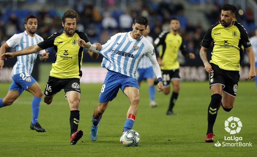 Partido del Málaga CF y el Tenerife en La Rosaleda.