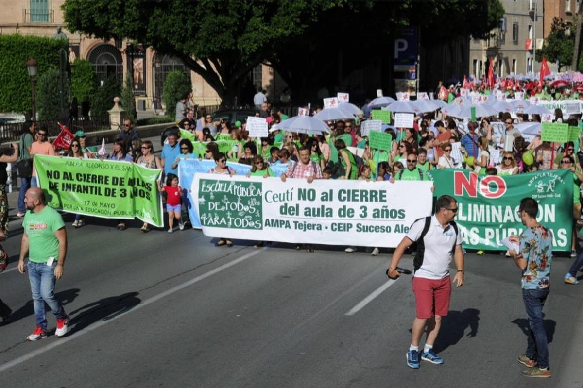 La protesta de educación en Murcia, en imágenes