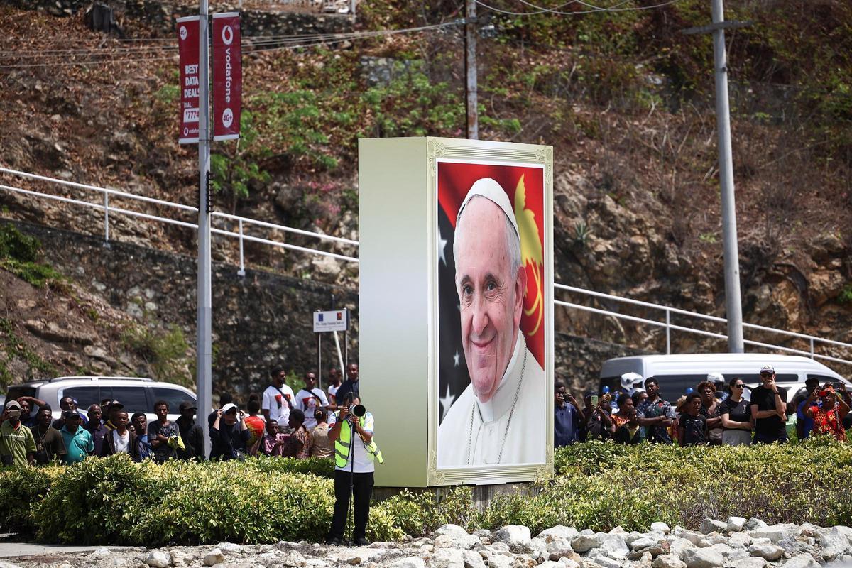 El Papa Francisco visita Nueva Guinea