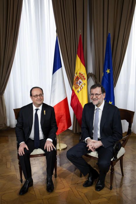 RAJOY RECIBE A HOLLANDE EN MÁLAGA PARA ...