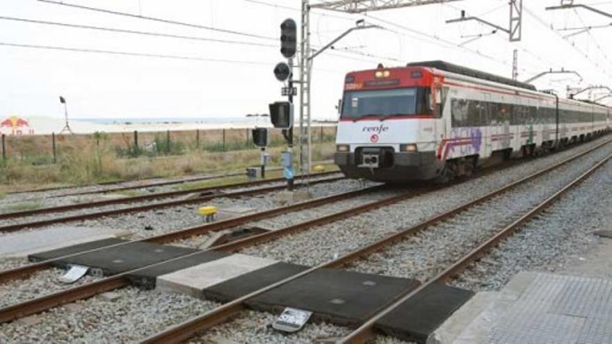 Fallece un menor golpeado por un tren en la estación de Montgat