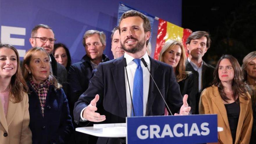 Casado espera a que Sánchez mueva ficha