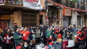 Convocatoria ciudadana para parar un desahucio en el Casc Antic, en Barcelona.