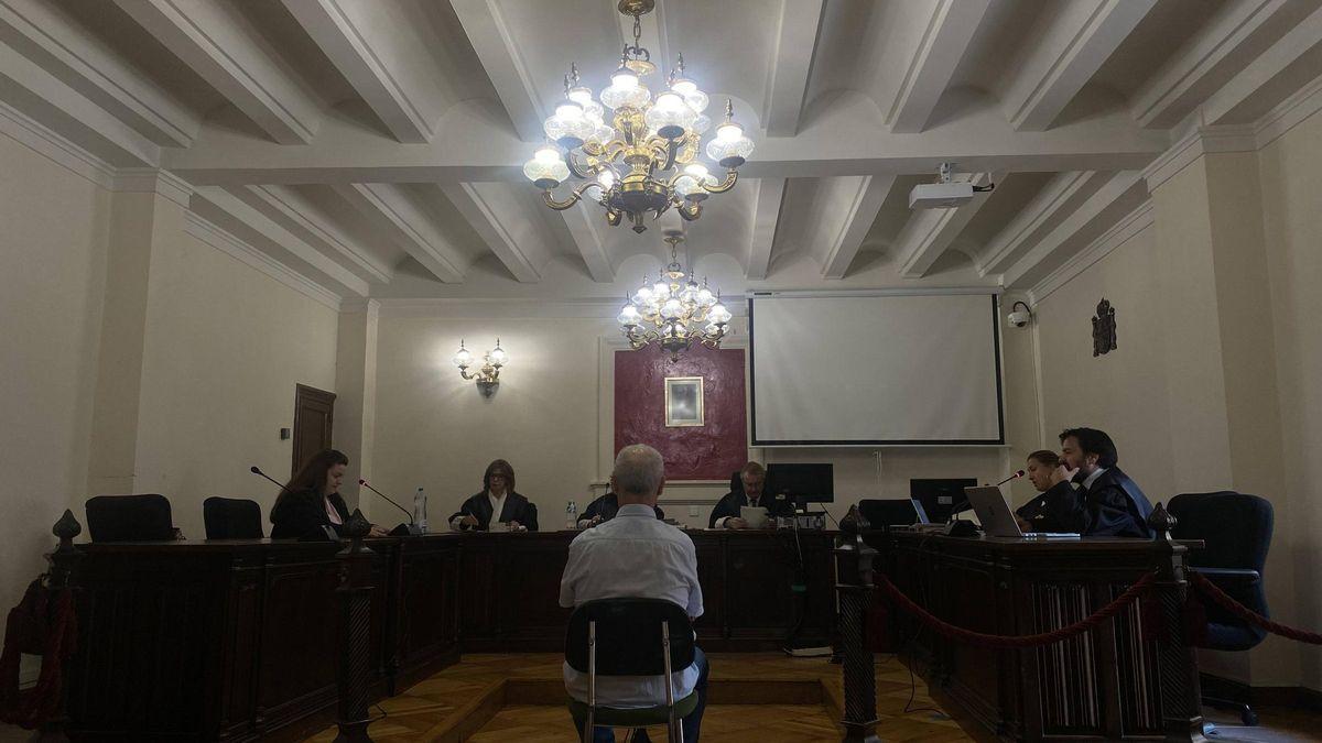 Juicio por abuso sexual a cuatro menores por parte de un exprofesor del Conservatorio de Musica de Zamora, R.D.R. (Zamora. Juicio por abuso sexual a cuatro menores por parte de un exprofesor del Conservatorio de Musica de Zamora.