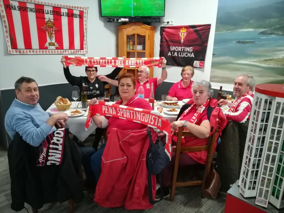 Los aficionados del Sporting, reunidos para el der