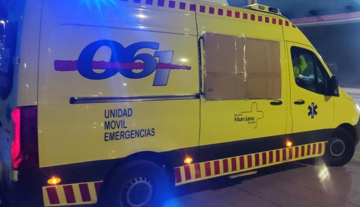 Una ambulancia del 061