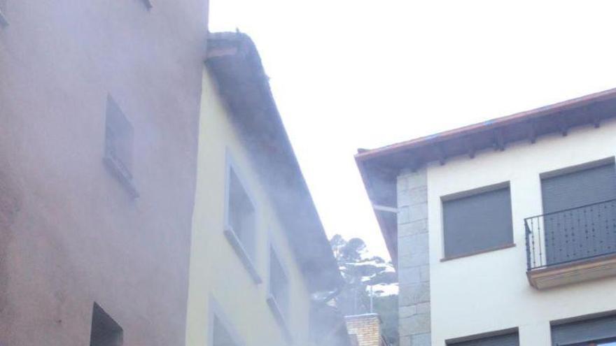 Incendio en una vivienda de tres plantas de Graus