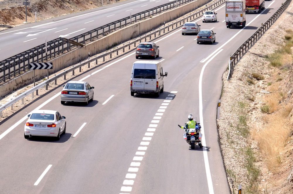 Un accidente provoca retenciones en la A-31