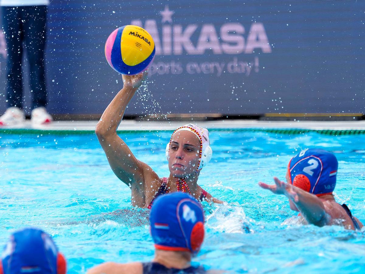 La selecció femenina de waterpolo jugarà per l’or en la final de la Lliga Mundial