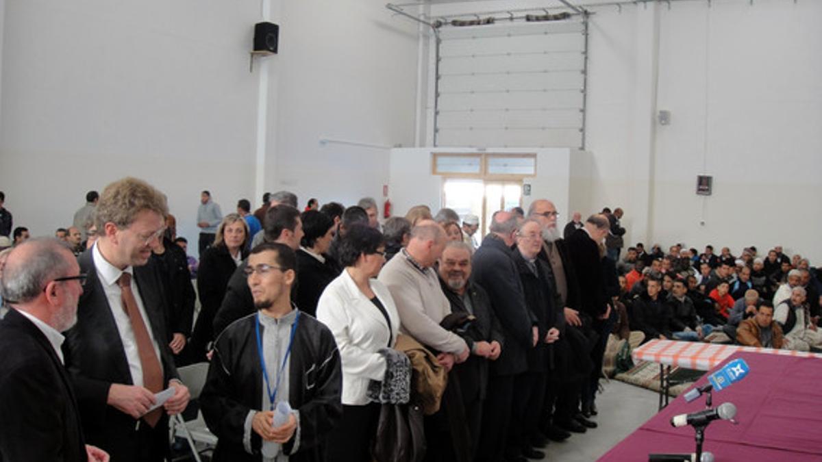 Un momento del acto institucional de la inauguración de la nueva mezquita de Tortosa, el pasado viernes.