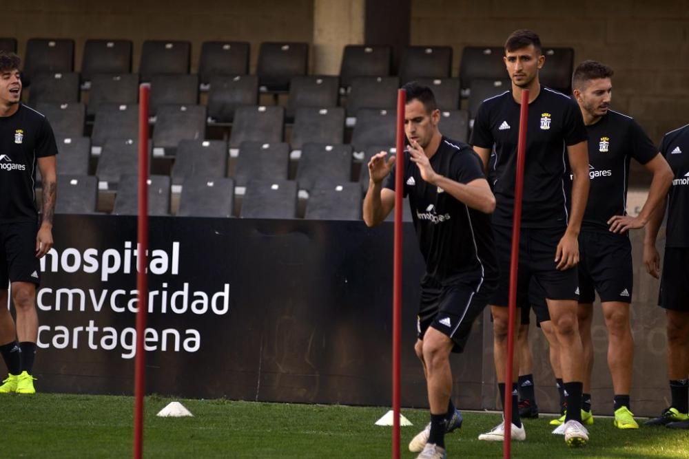 Entrenamiento del FC Cartagena en el Cartagonova (07/06/2019)